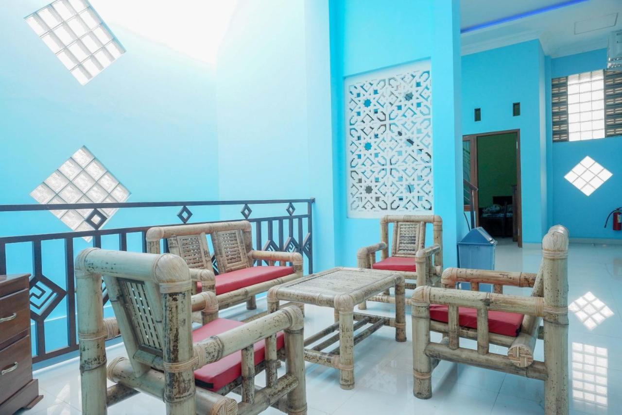 RedDoorz Syariah near Monumen Jogja Kembali Hotel Kejayan Bagian luar foto